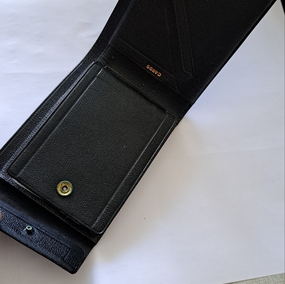 Men's Wallet - Picture 4 of 6